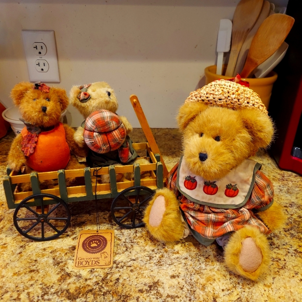 Boyd's Bears Set